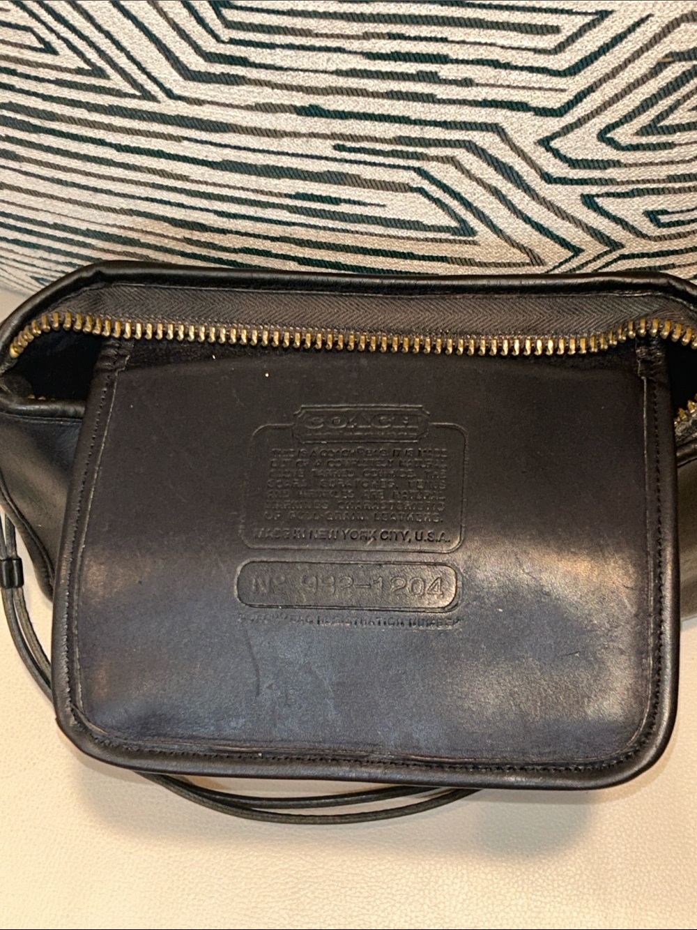 Coach VINTAGE NY Basic Bag Black Leather Clutch - Picture 14 of 17